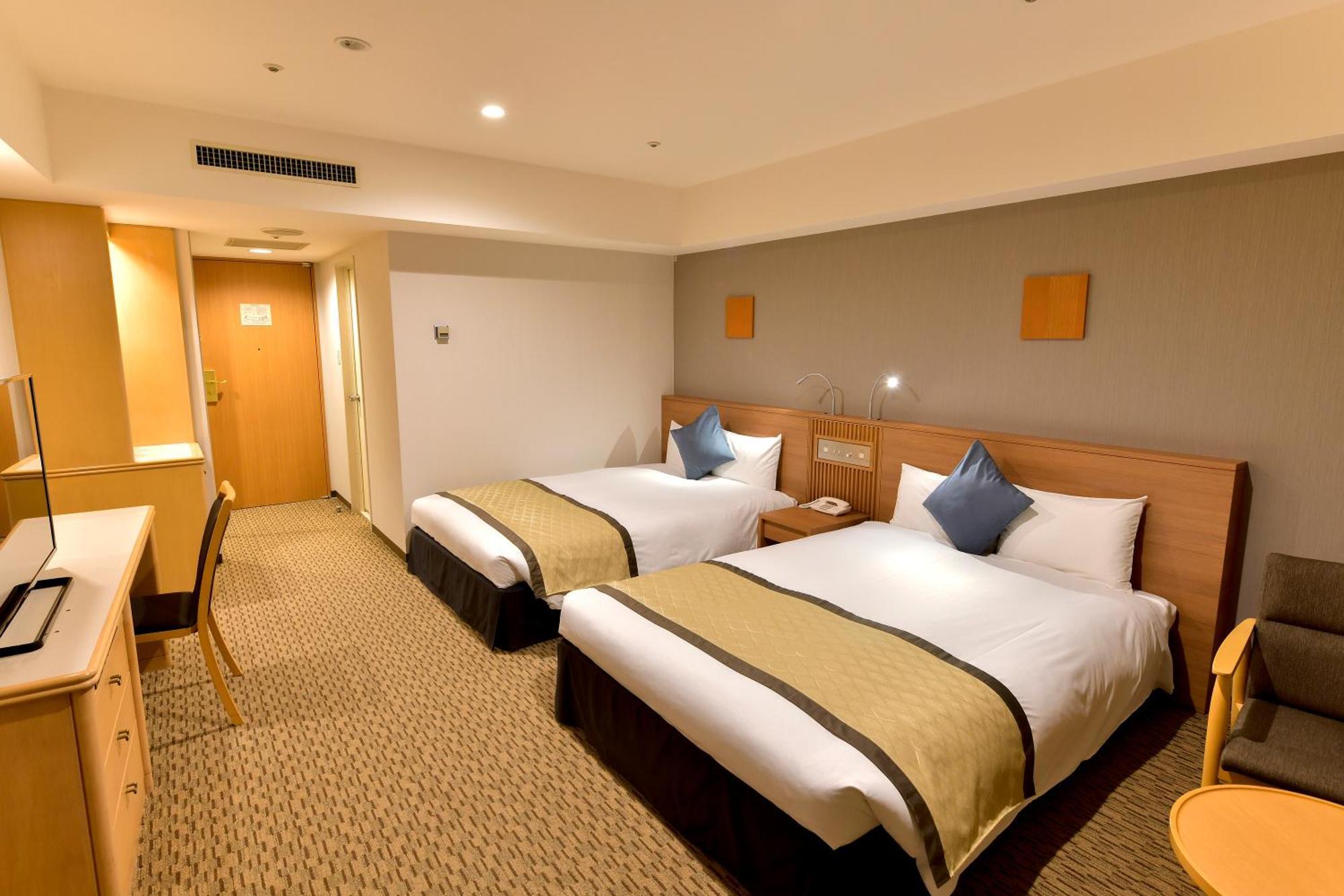 tobu hotel levant tokyo to narita airport